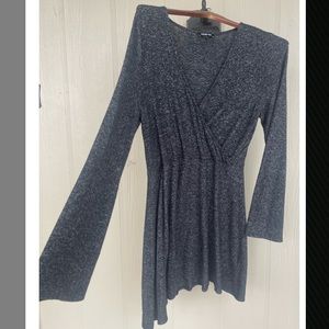 EXPRESS Grey long sleeve dress very comfy size Large